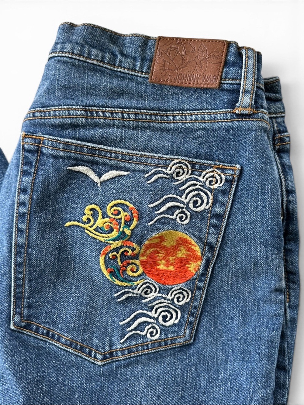 Johnny Was • Heron Embroidered Cropped Baby Boot Jeans - Picture 7 of 14